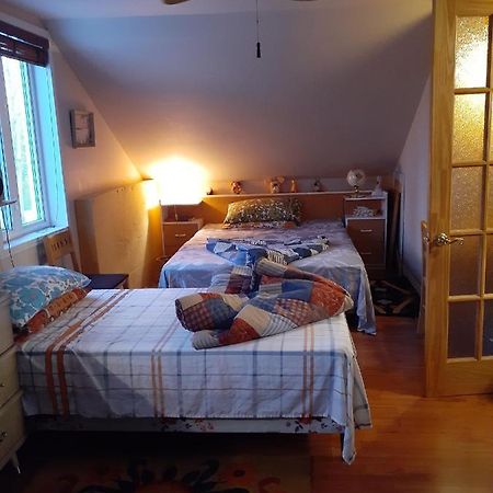 Bed and Breakfast Bienvevus Chez Rino-Hugues Труа-Пистоль Экстерьер фото