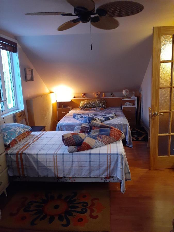 Bed and Breakfast Bienvevus Chez Rino-Hugues Труа-Пистоль Экстерьер фото