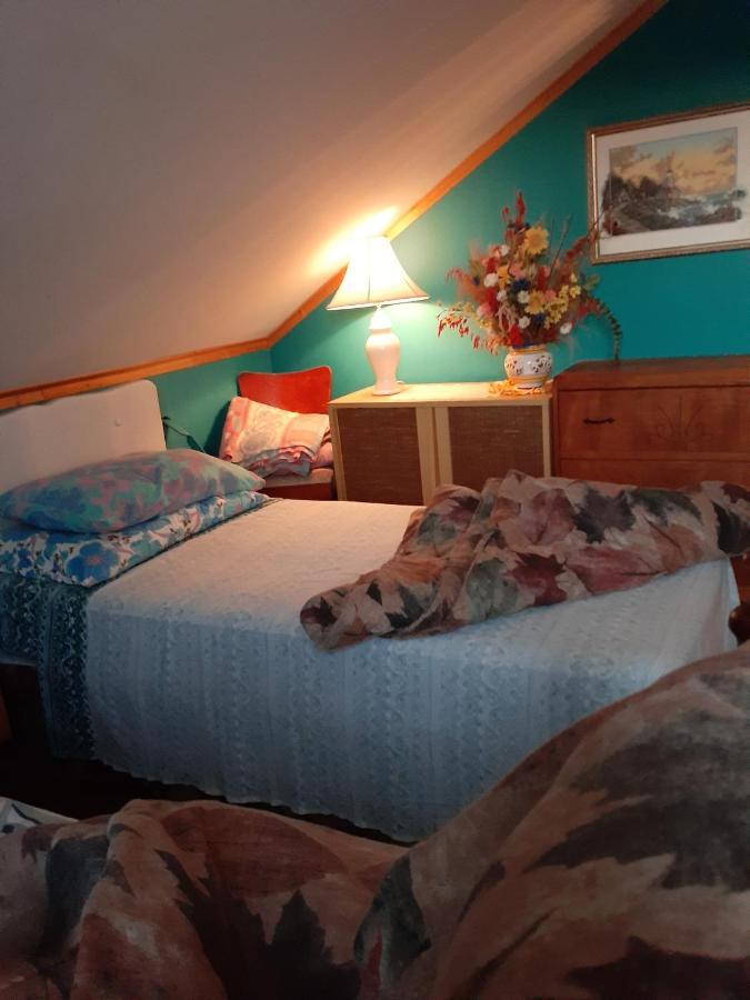 Bed and Breakfast Bienvevus Chez Rino-Hugues Труа-Пистоль Экстерьер фото